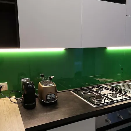 Civico 105 Apartman *